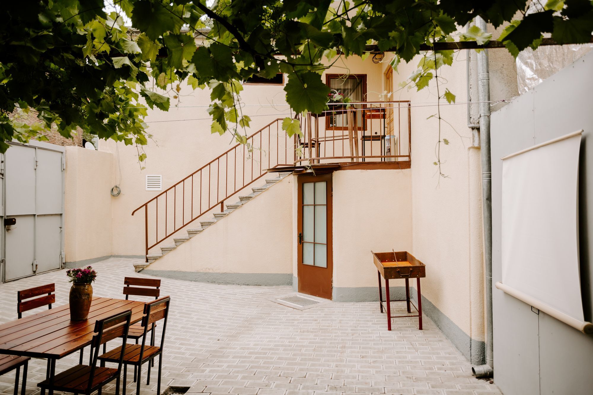 Tbilisi Viking Hostel Eksteriør bilde